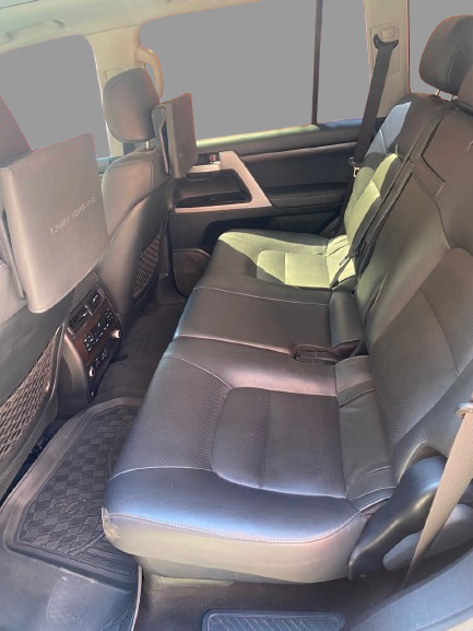 Land Cruiser 200 VXR